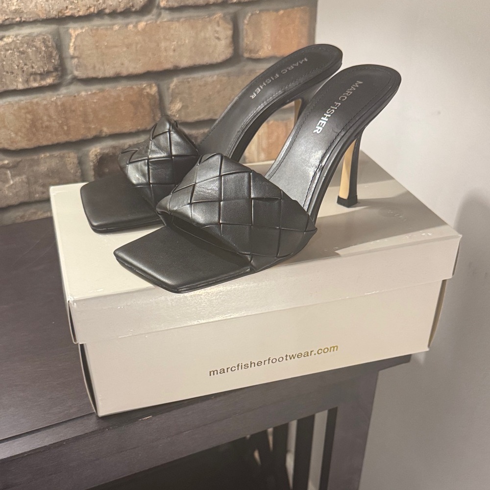 Marc Fisher Quilted Black Heels- Darasa